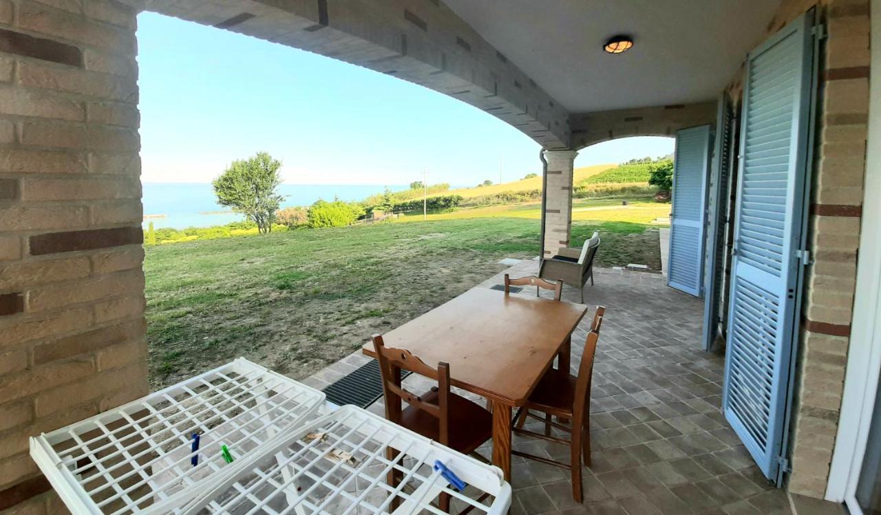 Vila Bio Agriturismo Mare In Campagna Campofilone Exteriér fotografie