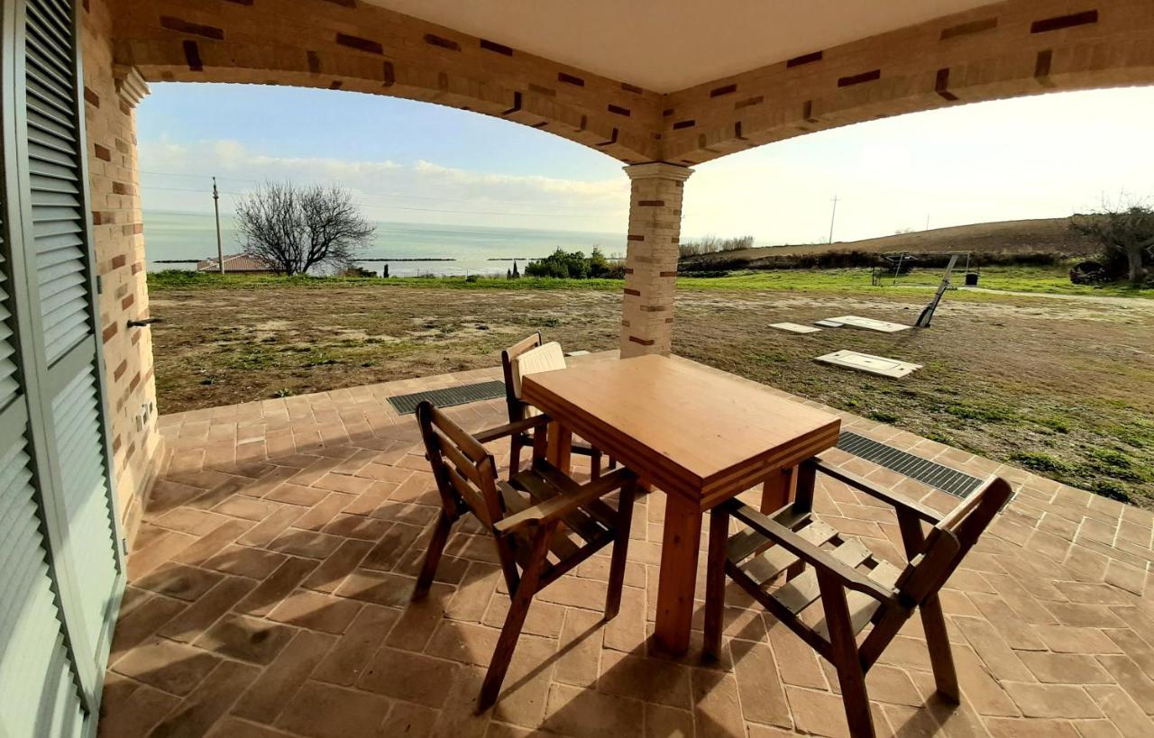 Vila Bio Agriturismo Mare In Campagna Campofilone Exteriér fotografie