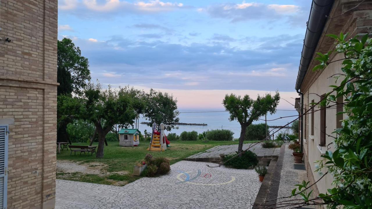Bio Agriturismo Mare In Campagna Campofilone Exteriér fotografie